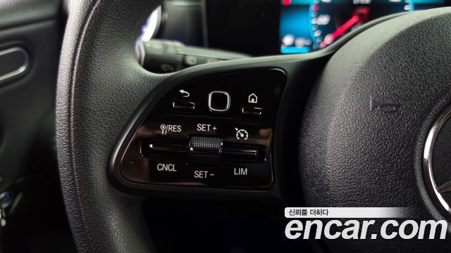 Mercedes-Benz A-Class (W177) A220 Hatchback 2019 — фото 15
