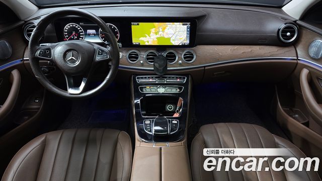 Mercedes-Benz E-Class (W213) E300 4MATIC Exclusive 2018 — фото 7