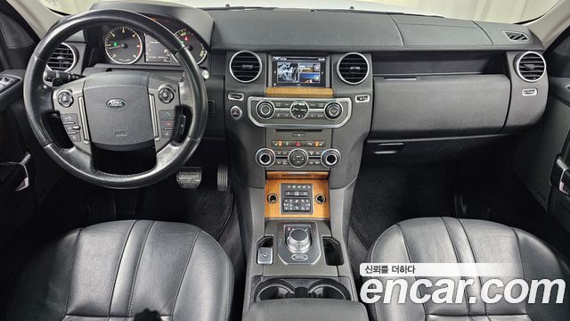 Land Rover Discovery 4 3.0 SDV6 HSE 2016 — фото 7