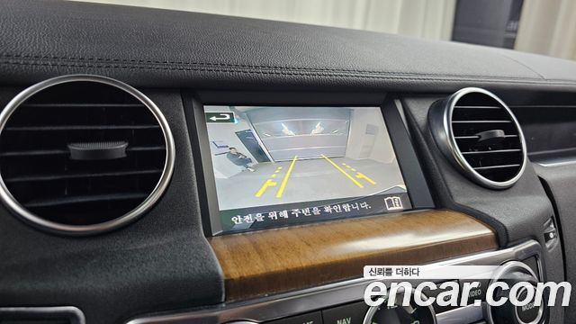 Land Rover Discovery 4 3.0 SDV6 HSE 2016 — фото 16
