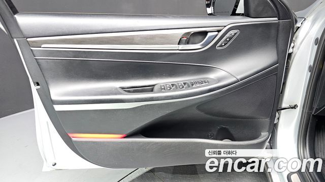 Hyundai Grandeur (IG) 2.4 Premium 2019 — фото 24