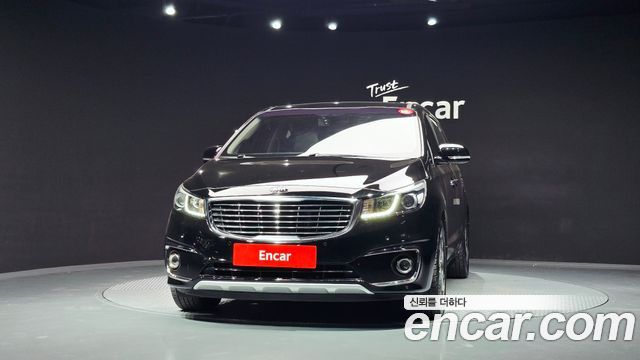 Kia Carnival 9-seater Prestige 2017 — фото 3