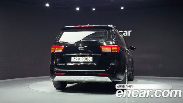 Kia Carnival 9-seater Prestige 2017 — фото 4