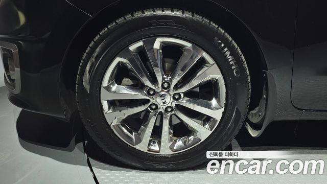 Kia Carnival 9-seater Prestige 2017 — фото 5