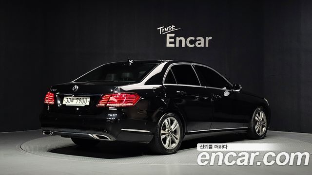 Mercedes-Benz E-Class (W212) E220 CDI Avantgarde 2015 — фото 2