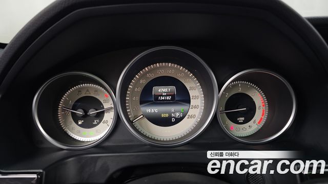 Mercedes-Benz E-Class (W212) E220 CDI Avantgarde 2015 — фото 8