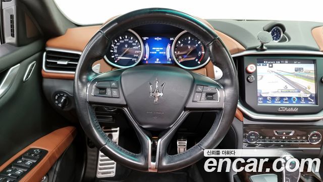 Maserati Ghibli 3.0 Diesel 3rd 2016 — фото 13