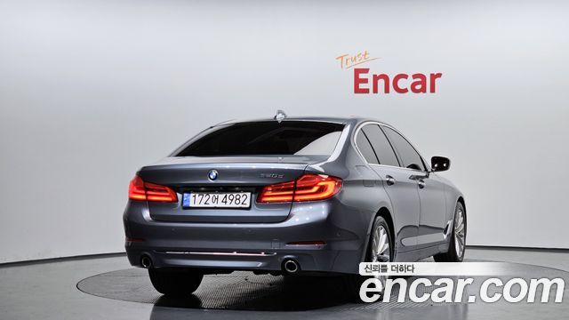 BMW 5 Series (G30) 520d Luxury Special Edition 2018 — фото 2