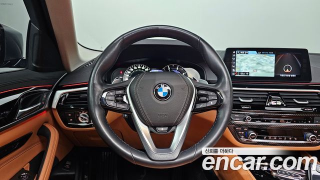 BMW 5 Series (G30) 520d Luxury Special Edition 2018 — фото 13