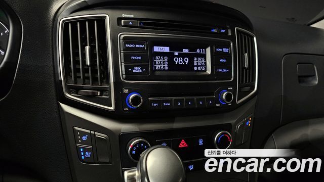Hyundai Grand Starex Van 5-Seater Modern 2021 — фото 16