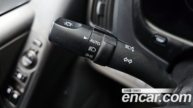 Hyundai Grand Starex Van 5-Seater Modern 2021 — фото 19