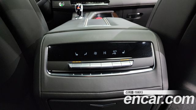 Cadillac Escalade (V) 6.2 ESV ESV Sports Platinum 2022 — фото 17