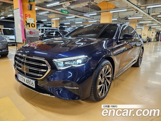Mercedes-Benz E-Class (W214) E300 4MATIC Exclusive