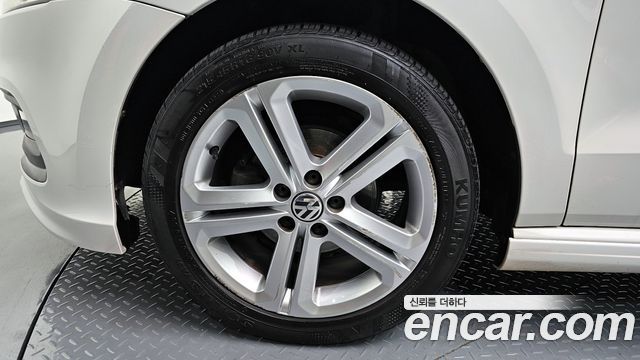 Volkswagen Polo 1.6 TDI R-Line 5th 2014 — фото 5