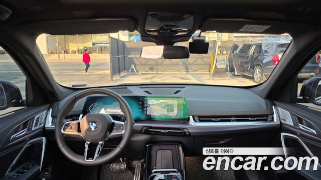 BMW X1 (U11) sDrive 20i M Sport 2023 — фото 6