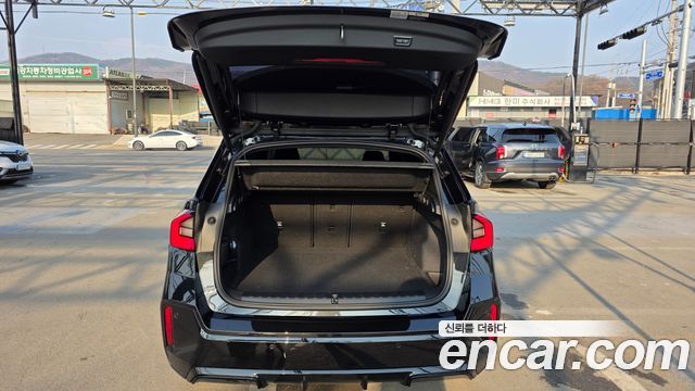 BMW X1 (U11) sDrive 20i M Sport 2023 — фото 10