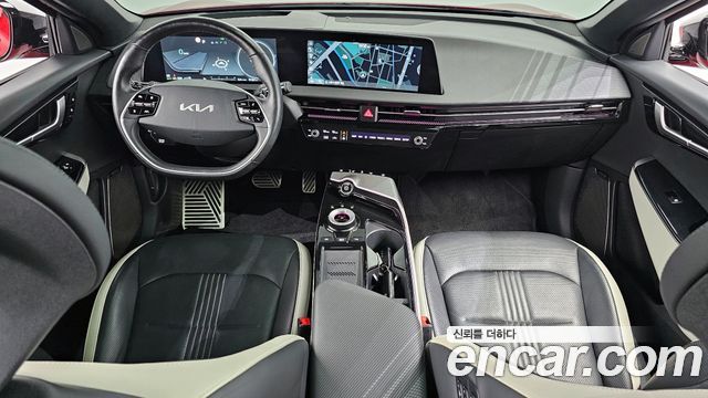 Kia EV6 Long Range GT Line 2023 — фото 7