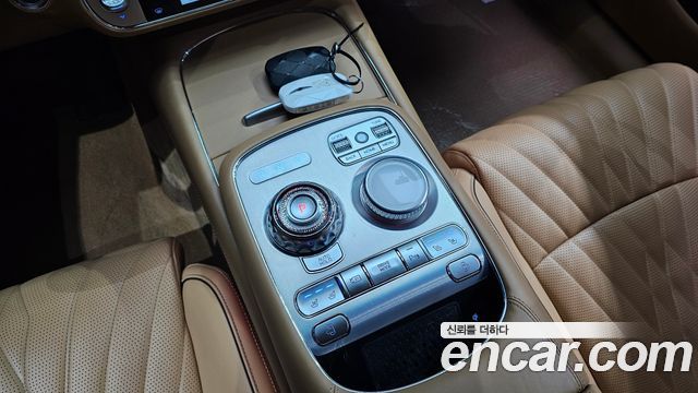 Genesis G90 (RS4) Gasoline 3.5 Turbo AWD 2022 — фото 9