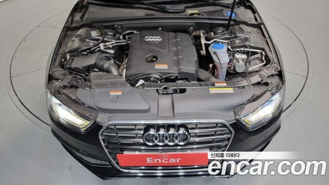 Audi A4 40 TFSI Quattro Dynamic B8 2015 — фото 6