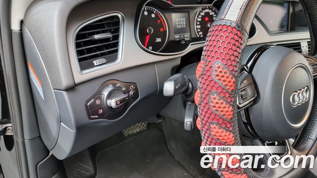 Audi A4 40 TFSI Quattro Dynamic B8 2015 — фото 15