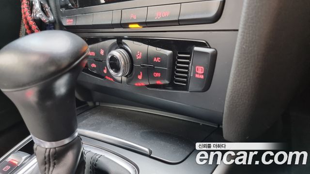 Audi A4 40 TFSI Quattro Dynamic B8 2015 — фото 17