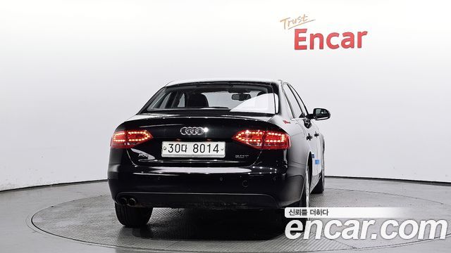 Audi A4 2.0 TFSI B8 2011 — фото 4