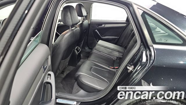 Audi A4 2.0 TFSI B8 2011 — фото 11