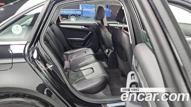Audi A4 2.0 TFSI B8 2011 — фото 12