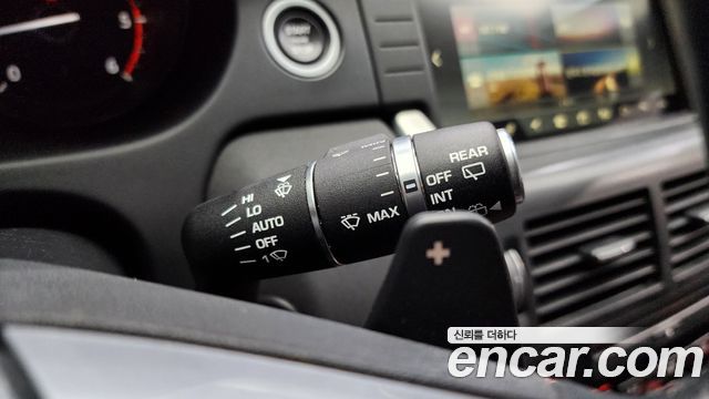 Land Rover Discovery Sport 2.0 TD4 SE (150PS) 2018 — фото 18