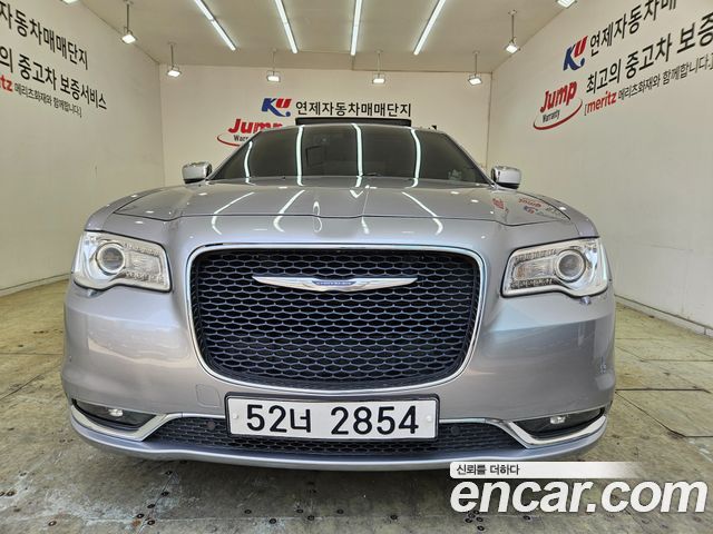 Chrysler 300C 3.6 Prestige 2016 — фото 2