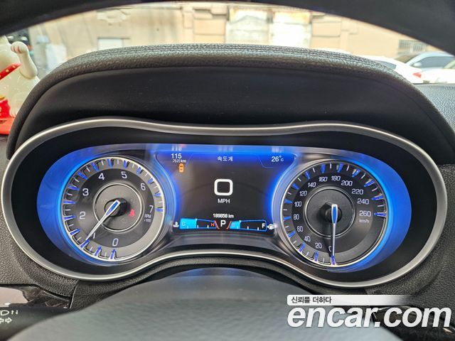 Chrysler 300C 3.6 Prestige 2016 — фото 5
