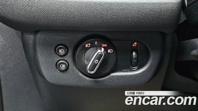 MINI Cooper D Clubman High 2nd 2019 — фото 16