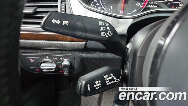 Audi A6 2.0 TFSI Quattro Dynamic C7 2013 — фото 16