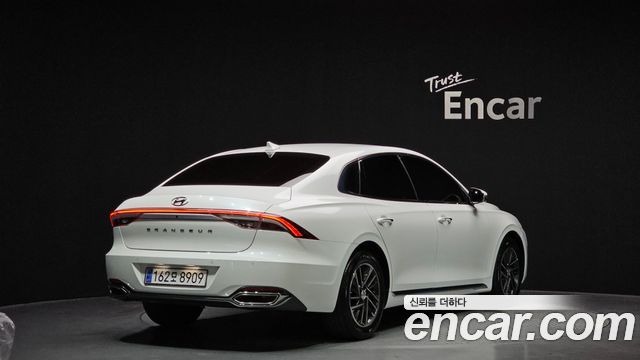 Hyundai Grandeur (IG) 2.5 Premium Choice 2021 — фото 2