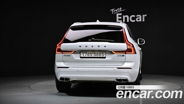 Volvo XC60 (II) D5 Inscription 2020 — фото 4