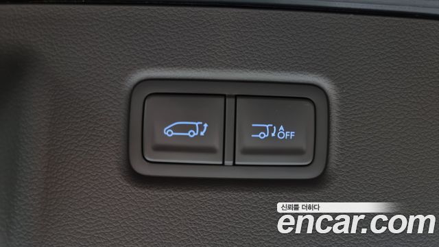Hyundai Staria 4WD Lounge 7-Seater Inspiration 2024 — фото 20