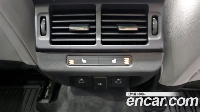 Land Rover Range Rover Evoque (II) P250 S 2024 — фото 18