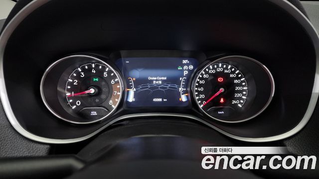Jeep Compass (II) 2.4 Limitied AWD 2020 — фото 8