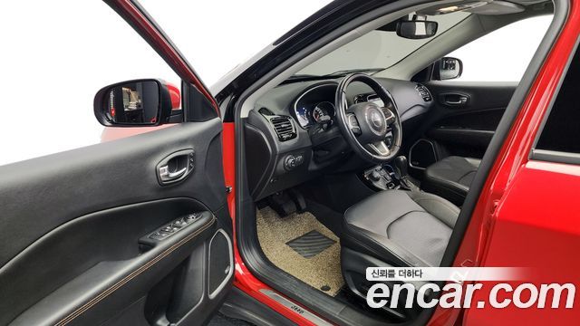 Jeep Compass (II) 2.4 Limitied AWD 2020 — фото 10