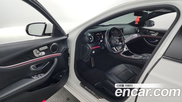 Mercedes-Benz E-Class (W213) E220d 4MATIC AMG Line 2021 — фото 10