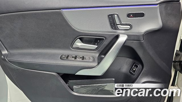 Mercedes-Benz A-Class (W177) A220 Sedan 2021 — фото 12