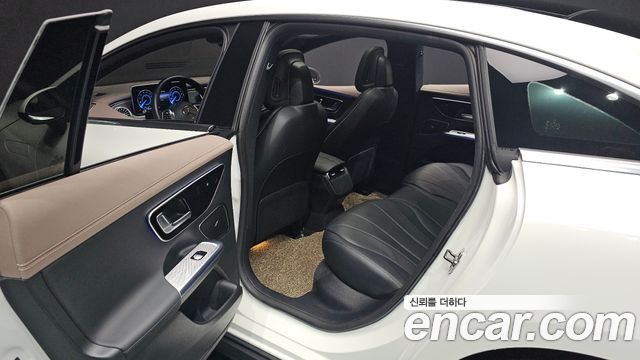 Mercedes-Benz EQE (V295) EQE300 2023 — фото 16
