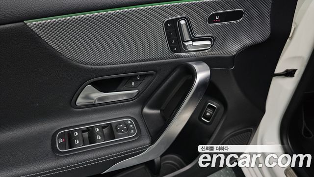 Mercedes-Benz A-Class (W177) A220 Sedan 2021 — фото 17