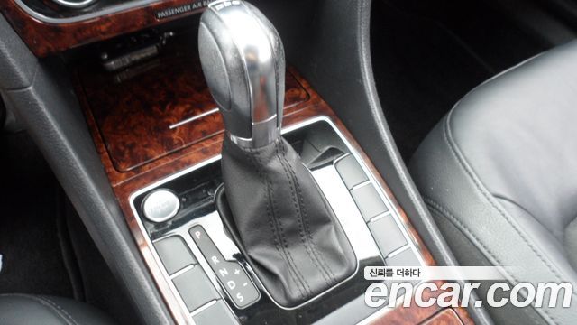 Volkswagen Passat 2.0 TDI B7 2012 — фото 9