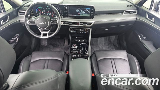 Kia K5 Hybrid (III) Trendy 2023 — фото 7