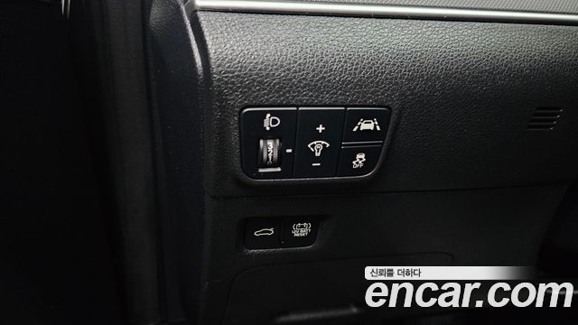 Kia K5 Hybrid (III) Trendy 2023 — фото 16