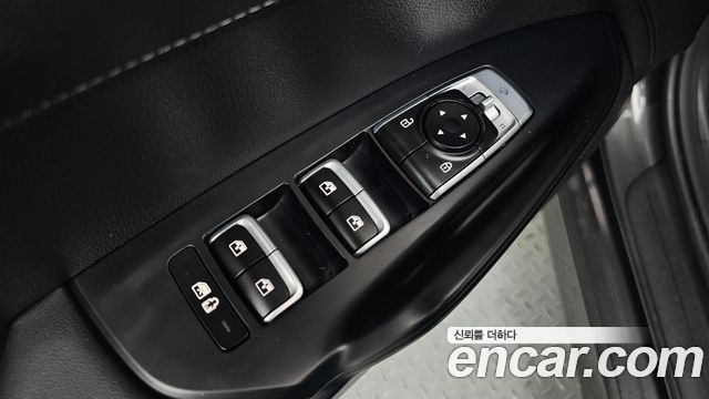 Kia K5 Hybrid (III) Trendy 2023 — фото 17