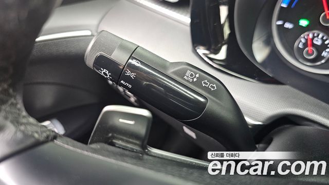 Kia K5 Hybrid (III) Trendy 2023 — фото 18