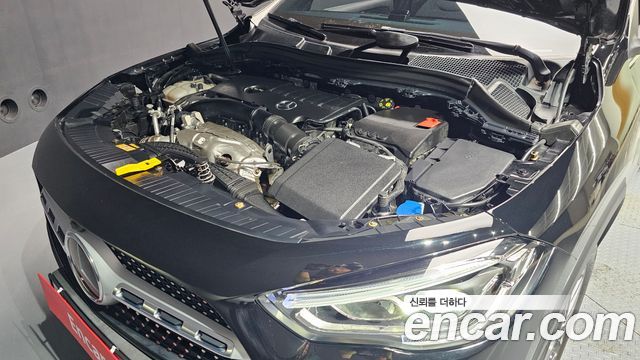 Mercedes-Benz GLA-Class (H247) GLA250 4MATIC 2023 — фото 6