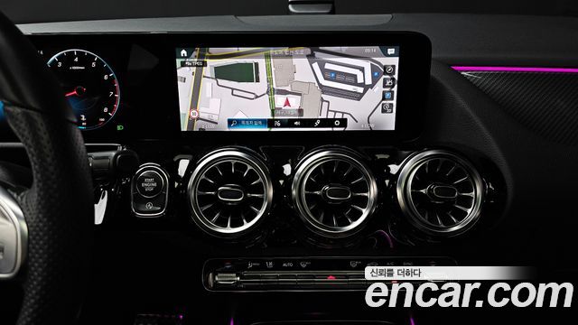 Mercedes-Benz GLA-Class (H247) GLA250 4MATIC 2023 — фото 14